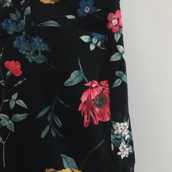 2/$40 // Floral Pixie Mid-Rise Trouser - Picture 4 of 5